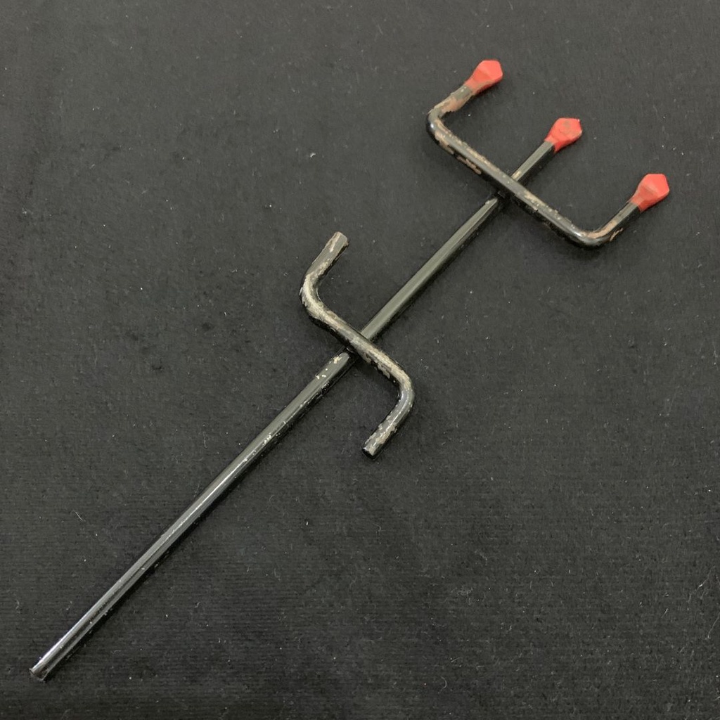 Garfo Exú Exu Esú em Ferro 20cm Umbanda Candomblé