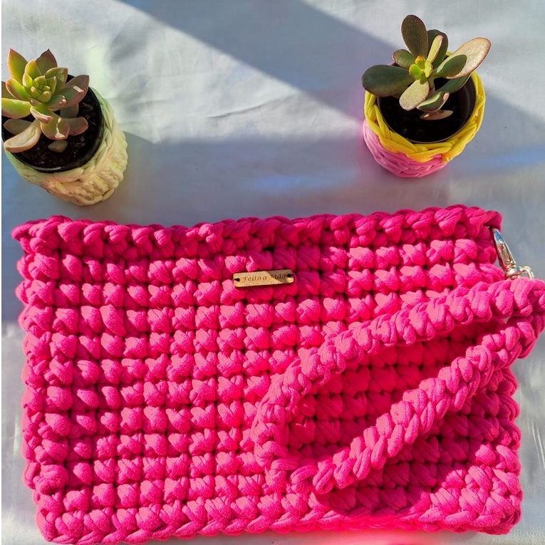 Bolsa de crochê em fio de malha feita a mão/ Clutch de crochê/ Bolsa de balada/Bolsa de passeio/ Bolsa carteira/ Maxxi carteira feminina