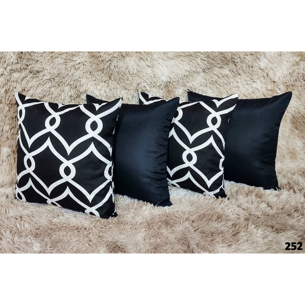 Kit C/ 3 Capas de Almofadas  Decorativas 45x45 em Oferta na Shopee