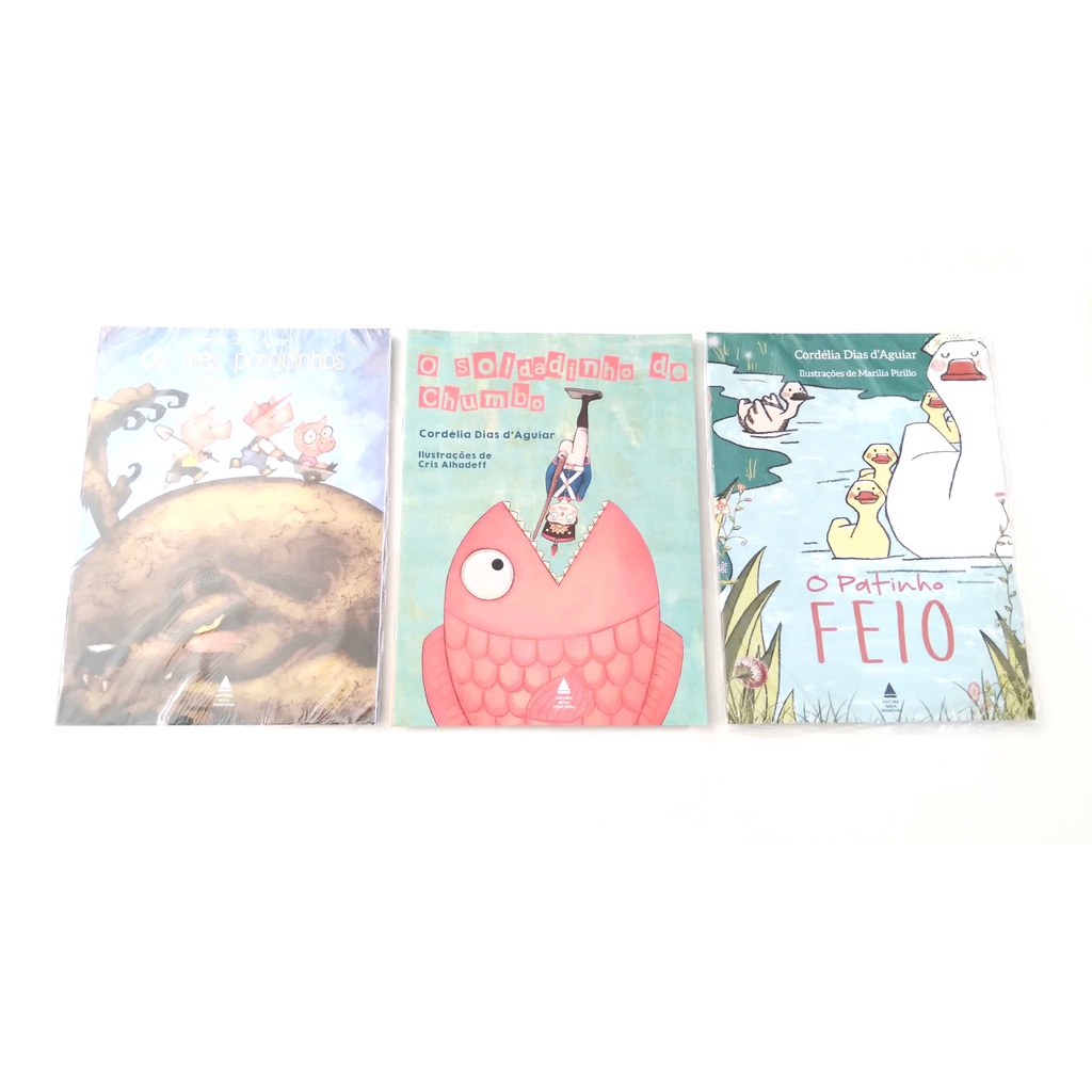 Livro:  Os Três Porquinhos + O Patinho Feio +  O Soldadinho de Chumbo