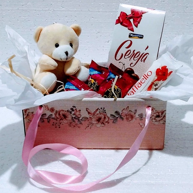 Cesta de Chocolate Presente Natal Namorado Namorada ines quecivel | Shopee  Brasil