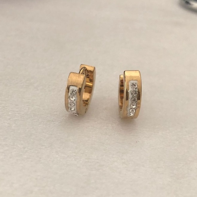 Brincos De Aço Inoxidável Com Strass em Oferta na Shopee