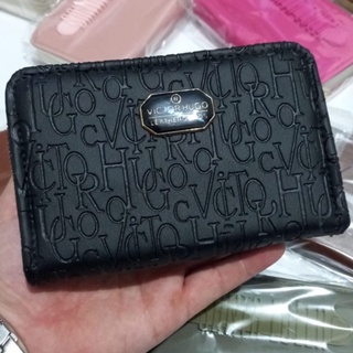 carteira feminina de mão fechada em zíper com porta cartões documentos cédulas e moedas tamanho médio vários modelos