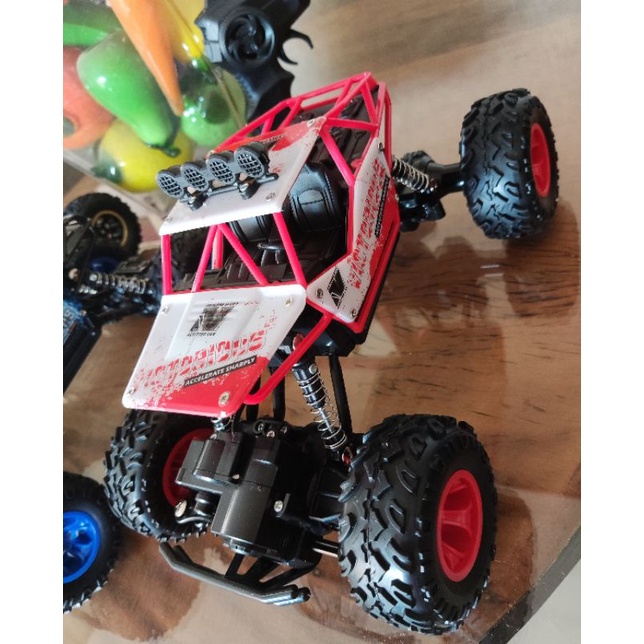 Carros de controle remoto 4x4 Selecionar o modelo | Shopee Brasil