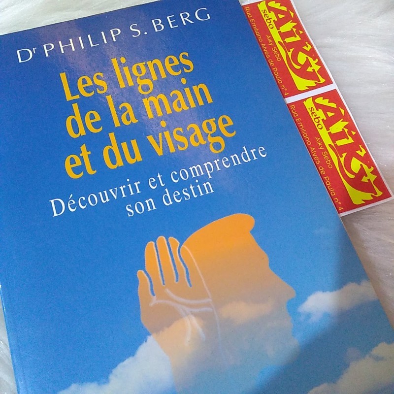 Livro em Francês Les Lignes de la Main et Du Visage de Dr Philips S Berg