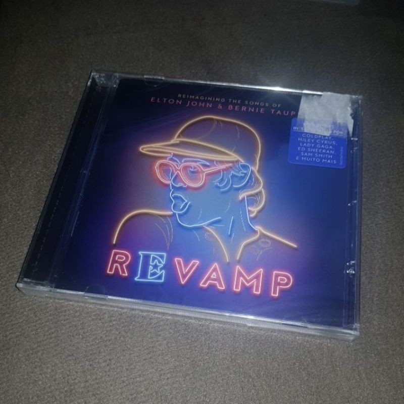 CD ELTON JOHN REVAMP (LACRADO) - MILEY CYRUS, COLDPLAY, LADY GAGA, ED SHEERAN, SAM SMITH, FLORENCE, THE KILLERS