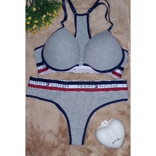 Conjunto Nadador Com Calcinha Fio Dental.