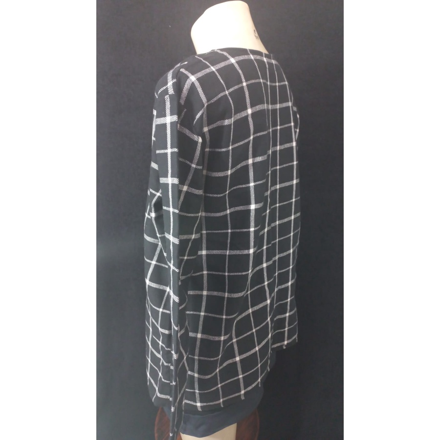 BS$ 611 - Blusa casaquinho feminino,  aberto na frente, confeccionado por costureira, em tecido flanelado, tamanho P