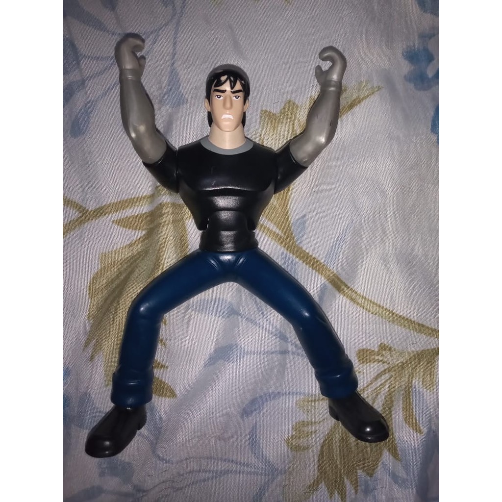 Boneco Ben 10 Kevin DNA Alien Heroes