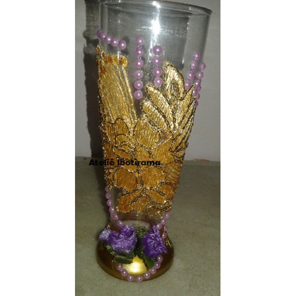 Taça acrílica de champanhe para Pomba Gira ou Ciganas - dourado com lilás