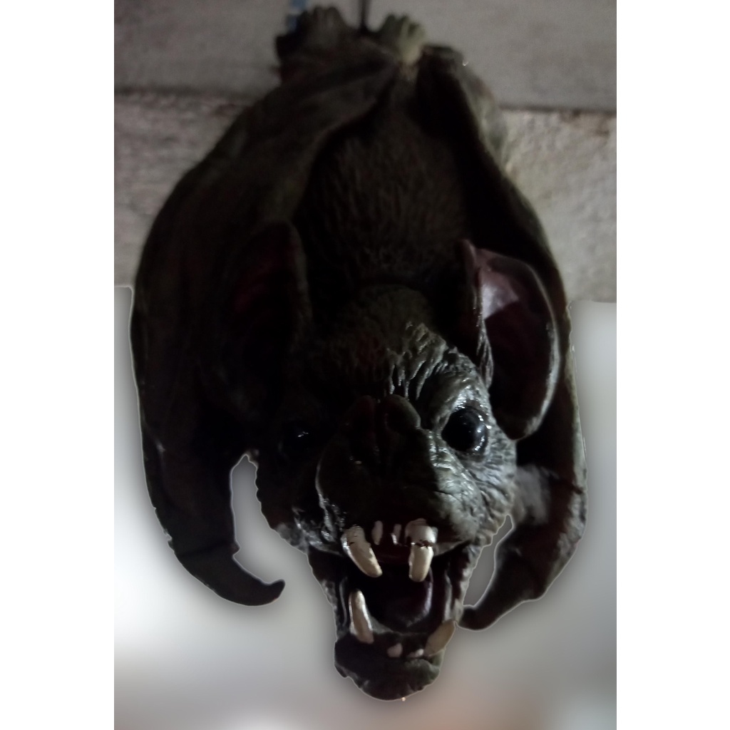 Morcego de borracha Vintage Dracula Vintage 33x13 cm Decoração Halloween Horror Terror