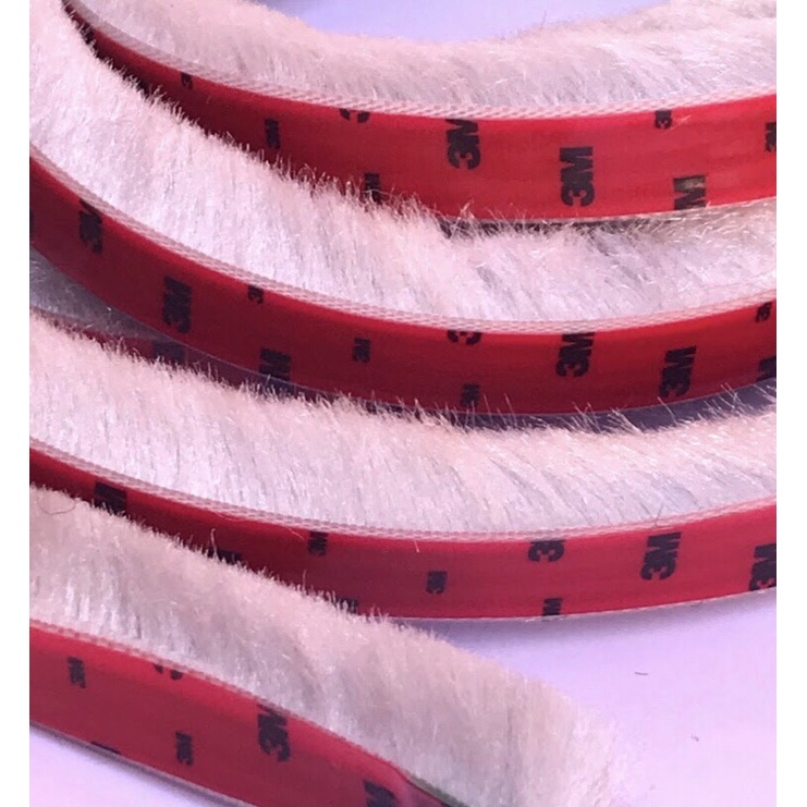 Escovinha adesiva veda frestas 14x20mm 4 metros adesivo 3M original em Oferta na Shopee