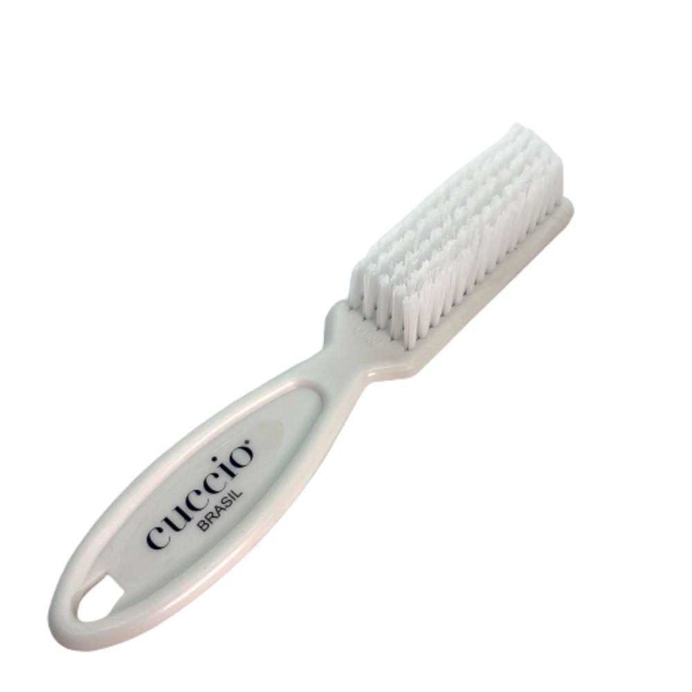 Escova de Nylon para higiene adequada das unhas Cuccio