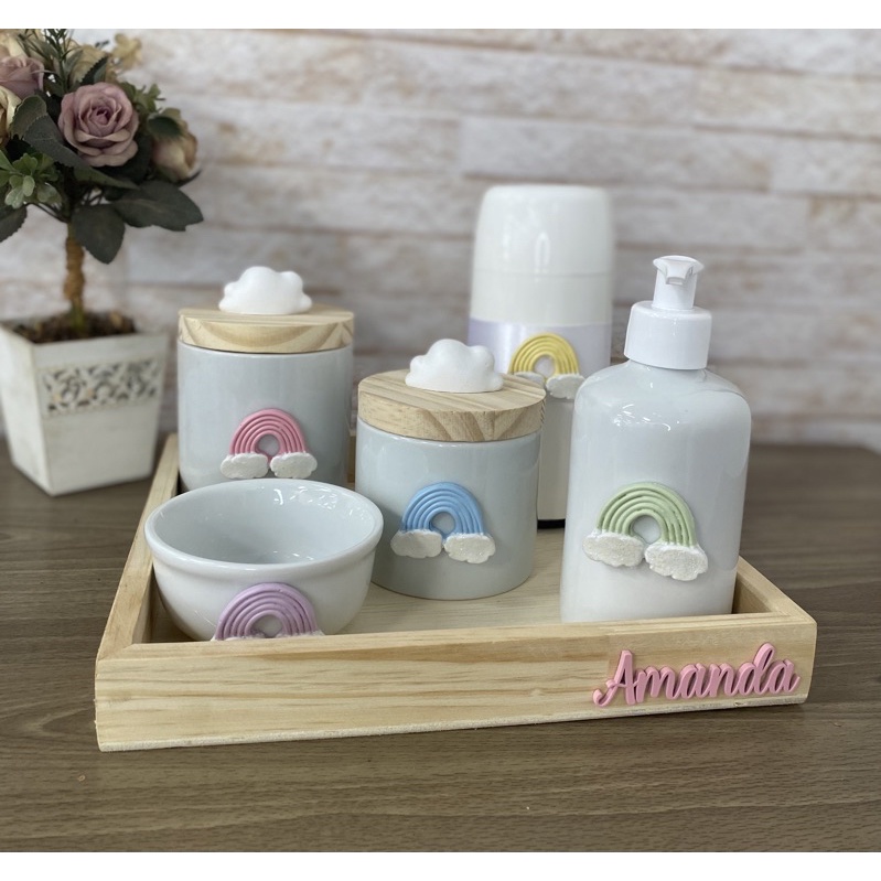 Kit higiene porcelana arco iris pinus e nome