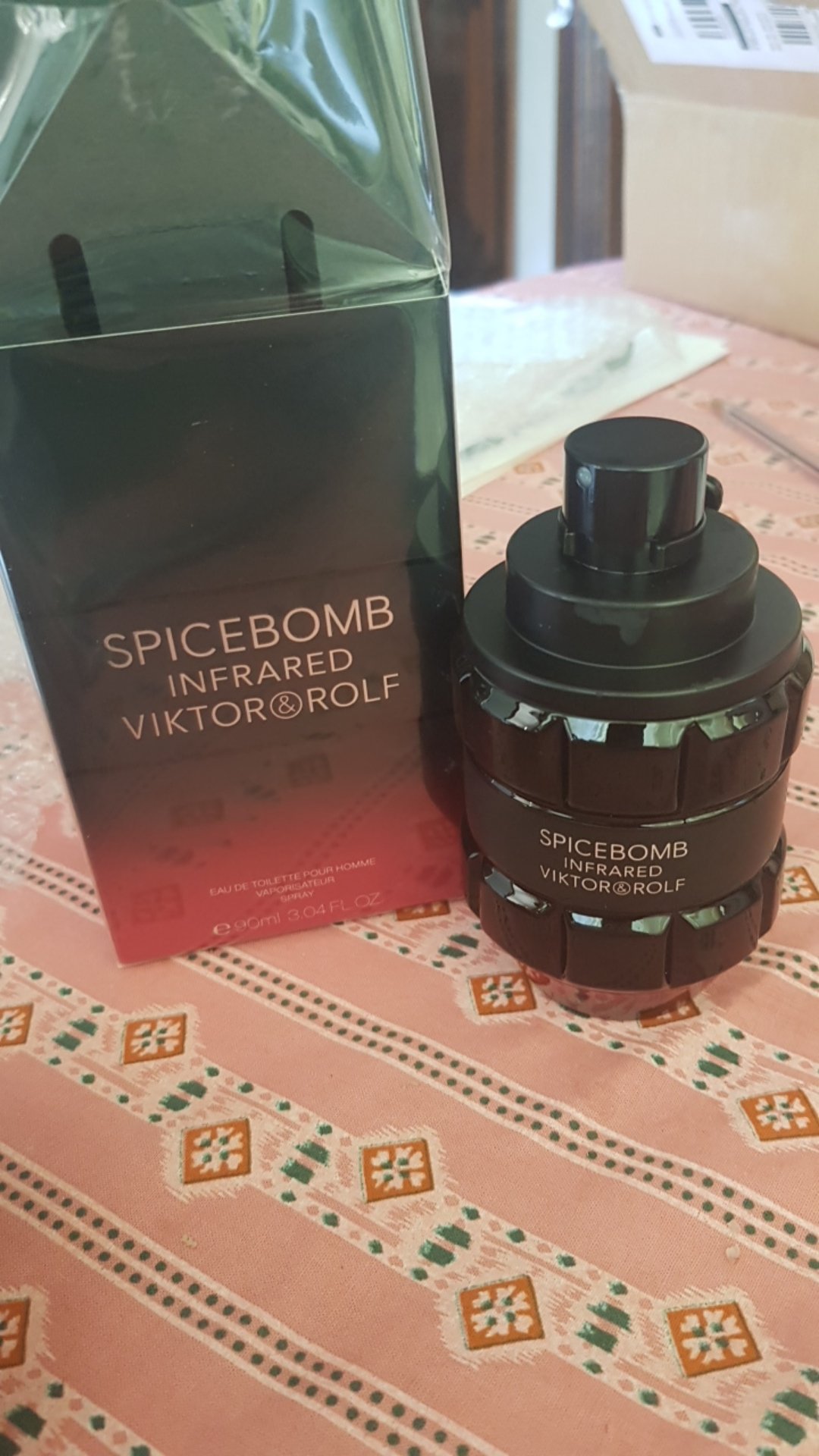 Viktor Rolf Spicebomb Infrared Edt 90 Ml Shopee Brasil