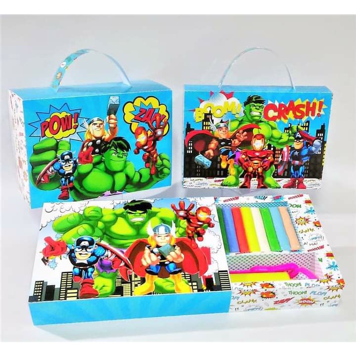 CAIXA KIT DIVERSÃO - MALETINHA PERSONALIZADO COM TINTA + GIZ DE CERA + MASSINHA DE MODELAR + CORTADORES + DESENHO PARA COLORIR - FAZEMOS QUALQUER TEMA - LEMBRANCINHA PARA ANIVERSÁRIO