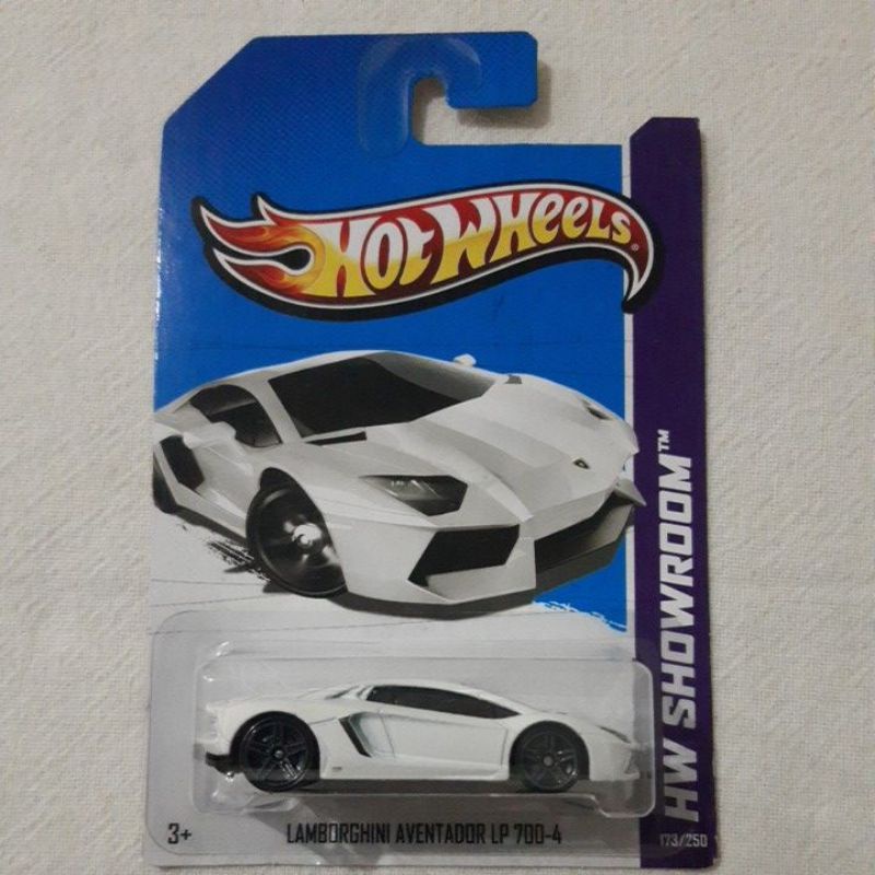 hot wheels lamborghini aventador white