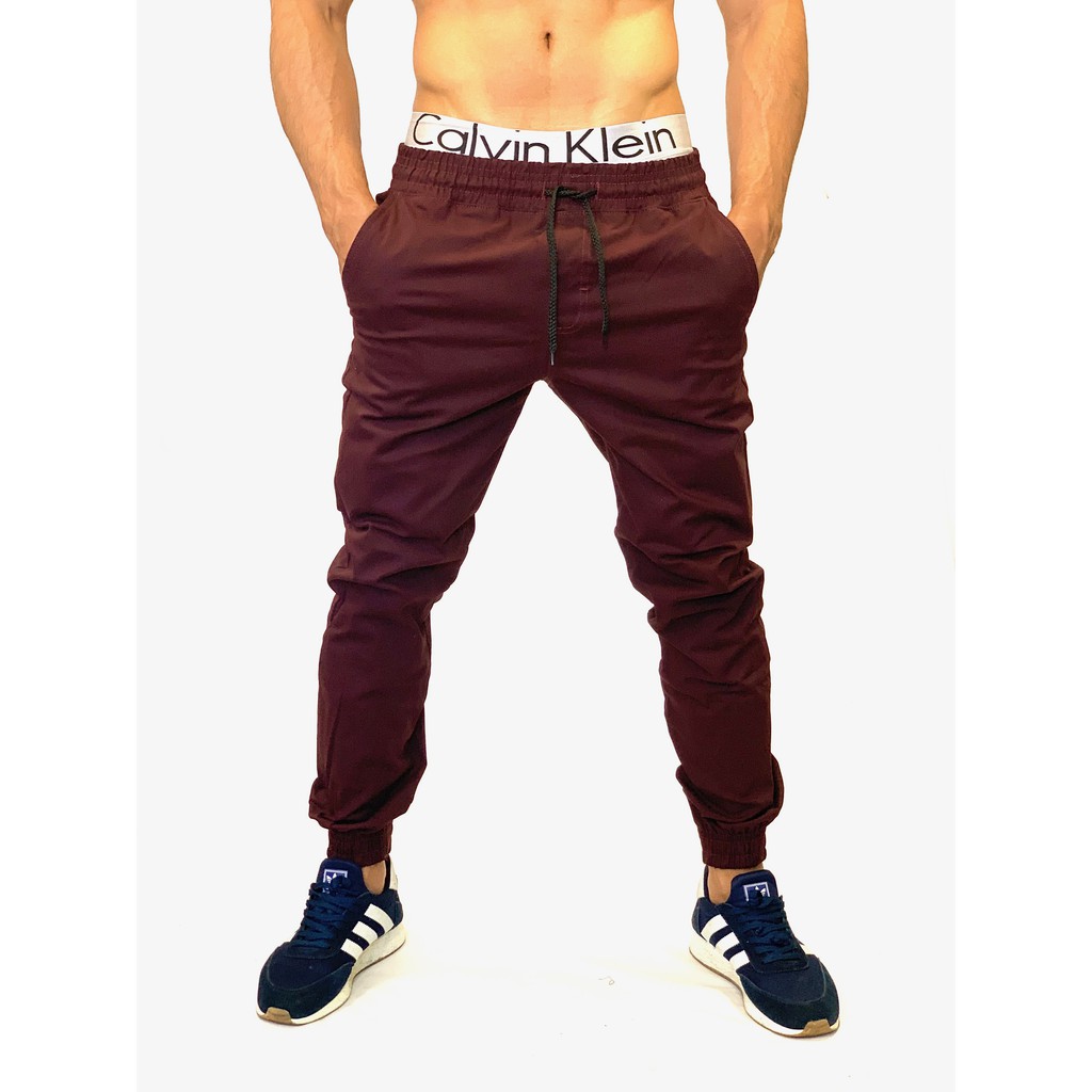 calça jogger masculina vinho