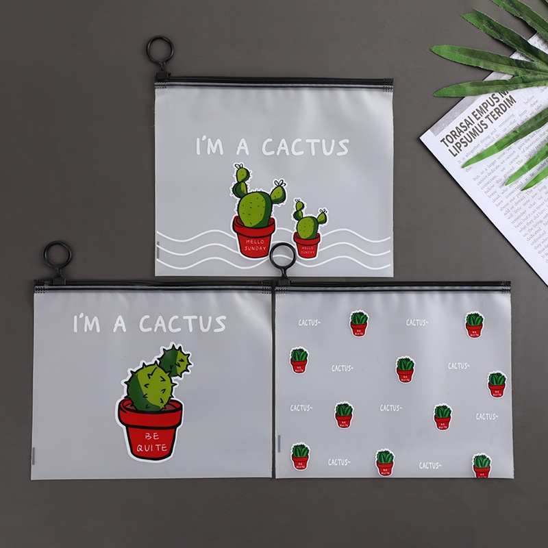 Necessaire Bolsinha Estampada e Impermeável