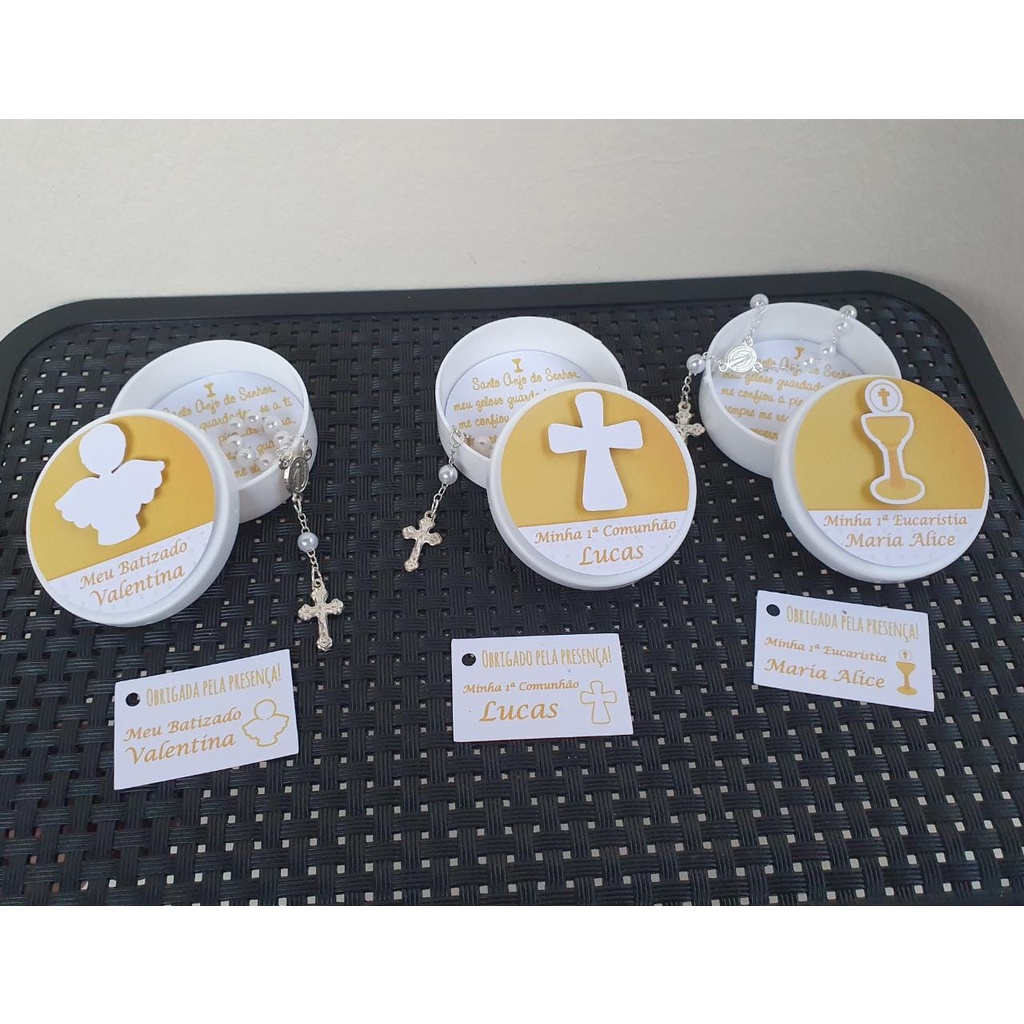 Lembrança 1ª Comunhão/ Eucaristia, Batizado ou Crisma - Lembrancinha Personalizada na Latinha e Mini Terço com oração