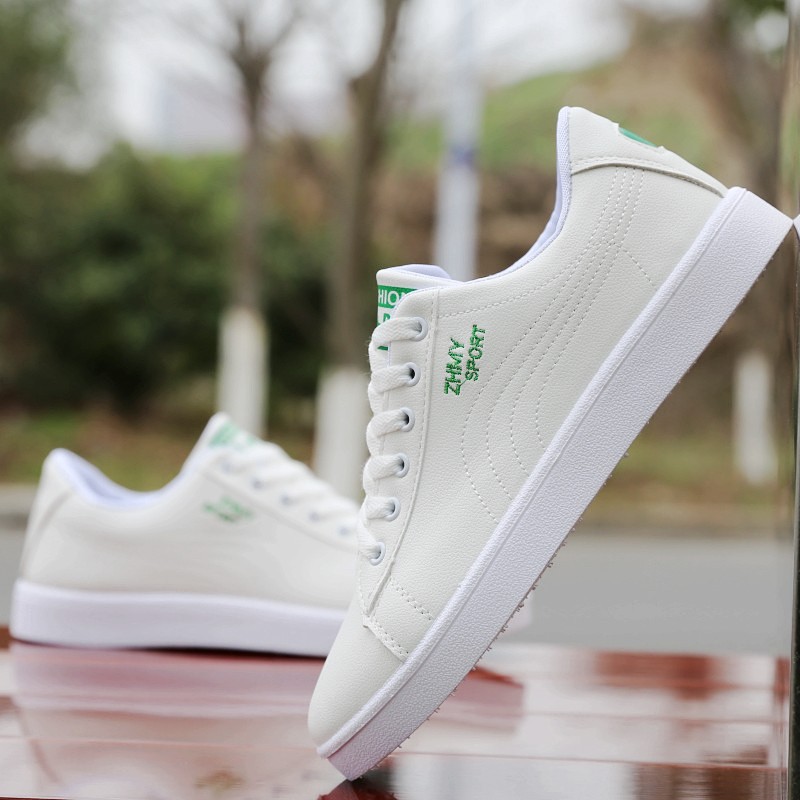 fotos de sapatos branco da moda