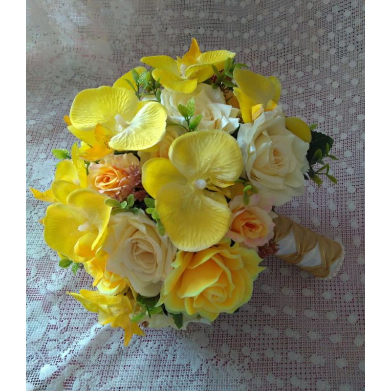 Buquê de Noiva amarelo com rosas e orquídeas | Shopee Brasil