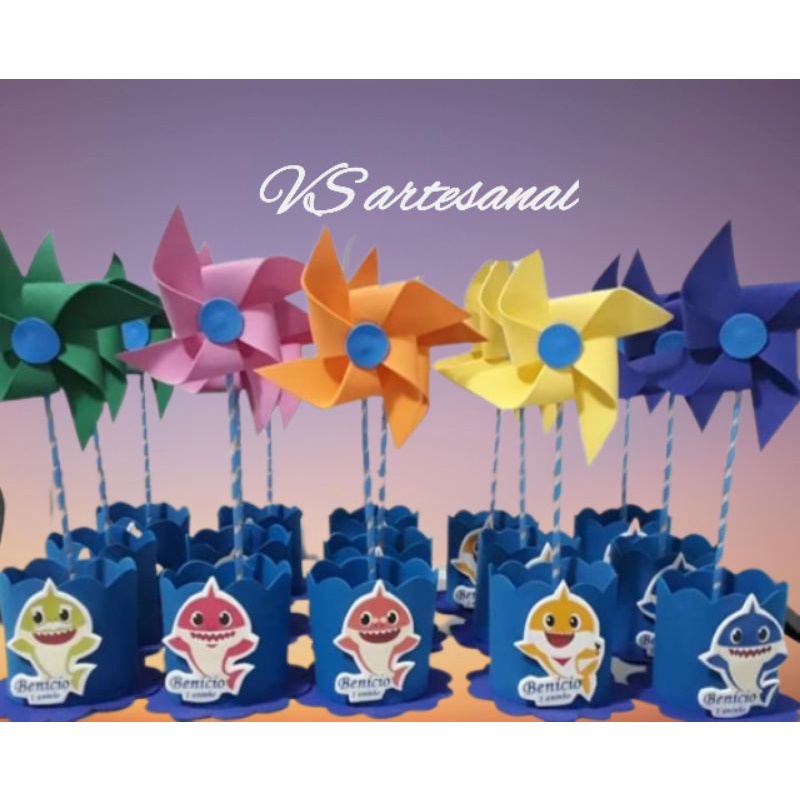 10 Centros ou enfeites de mesa Baby Shark lembrancinhas personalizados para festa de aniversário infantil
