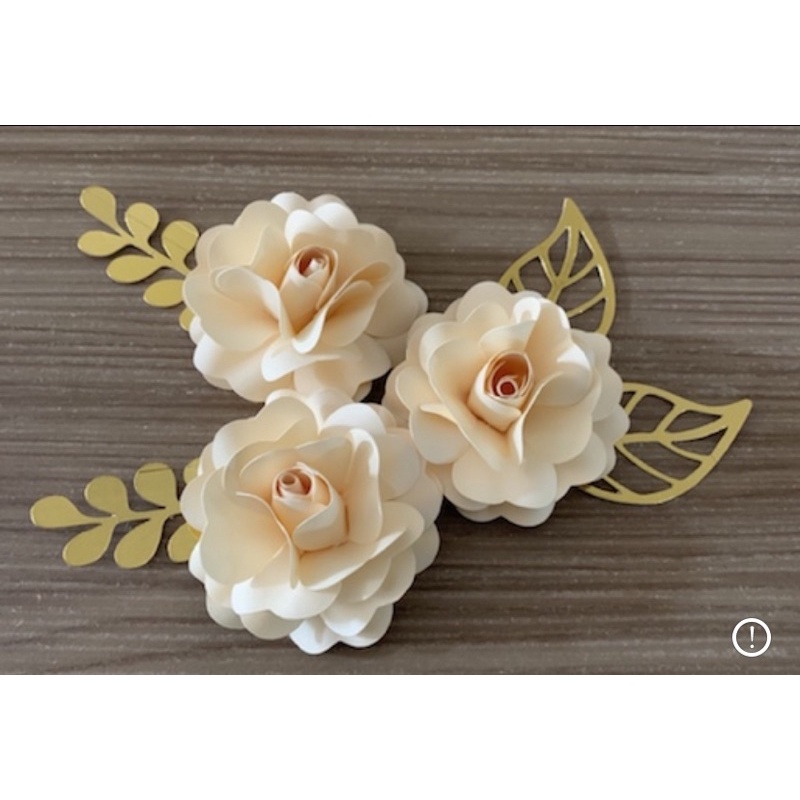 Flores para topo de bolo (3 unidades ) incluso folhas, tamanho das flores 6  cm | Shopee Brasil