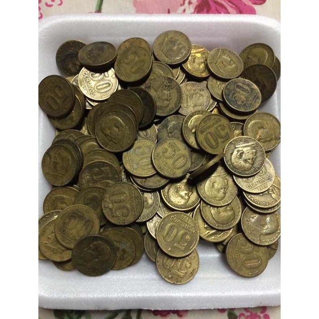 Lote com 100 moedas de 50 centavos amarelas para alianças em Oferta na Shopee