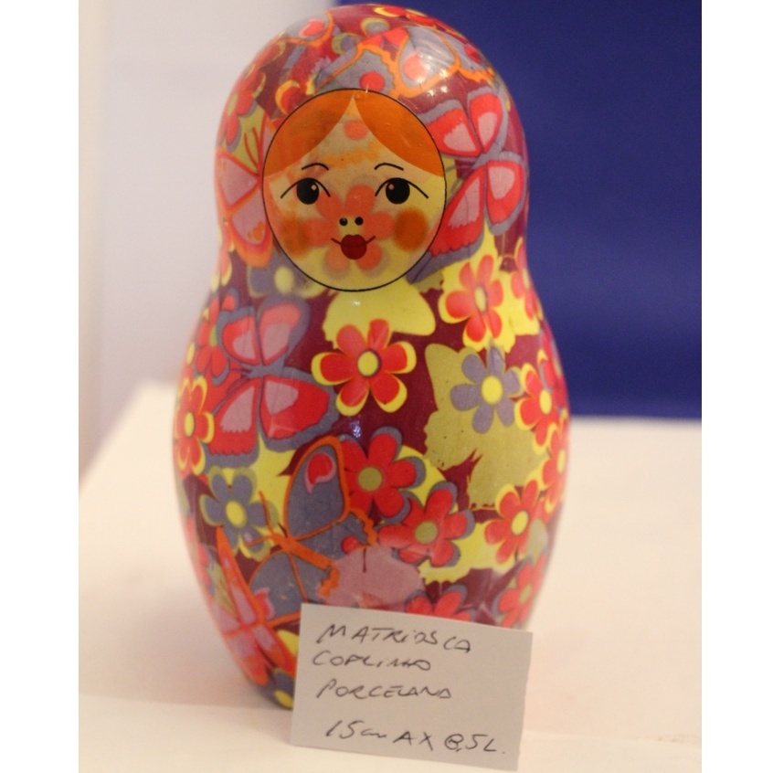(ref Z) Estatua Cofrinho Matrioska Mamuska Porcelana