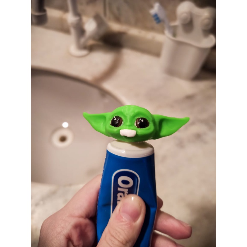 Tampa para Pasta de Dente Baby Yoda Yoda Star Wars Mandalorian