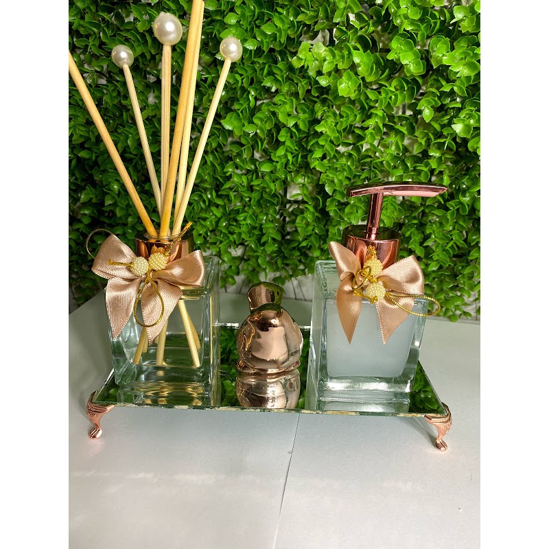 Kit Lavabo Luxo Banheiro Saboneteira Difusor+bandeija + passarinho rose gold Luxo para sua casa