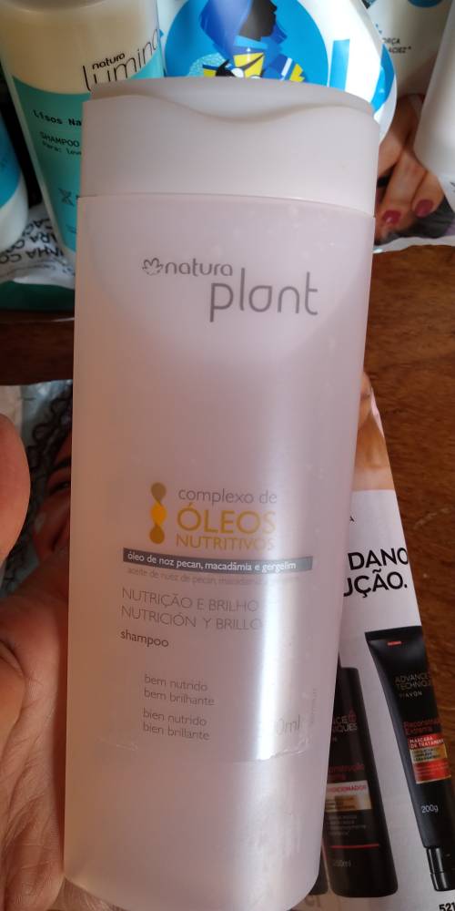 Linha Plant Nutrição e Brilho Natura: Shampoo 300ml ou Condicionador 300ml  - Complexo de Óleos Nutritivos (Regular ou Refil) | Shopee Brasil