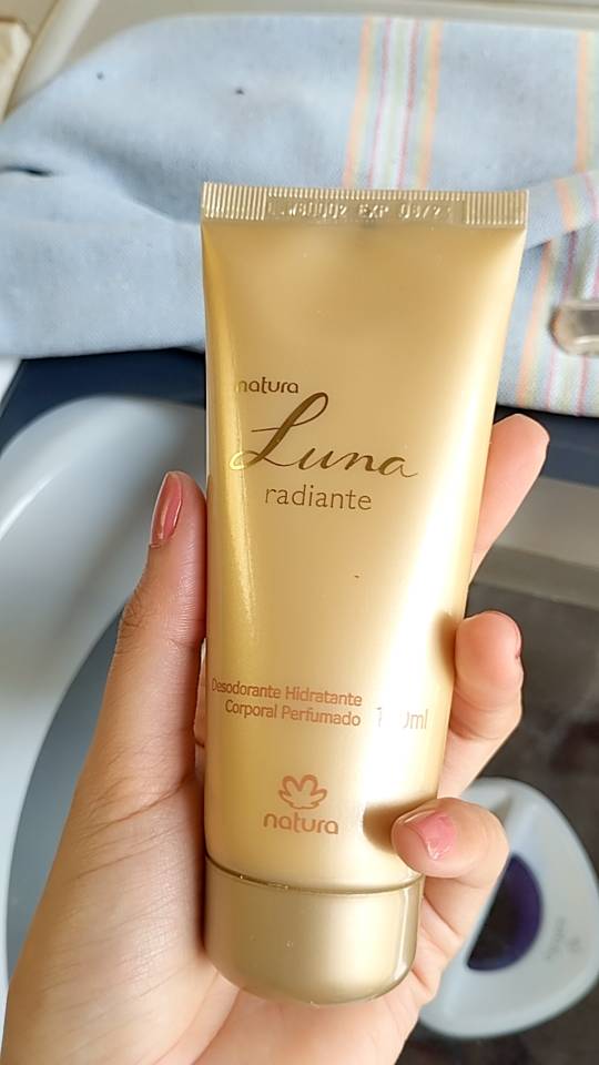 Natura Desodorante Hidratante Corporal Luna Radiante 100ml | Shopee Brasil
