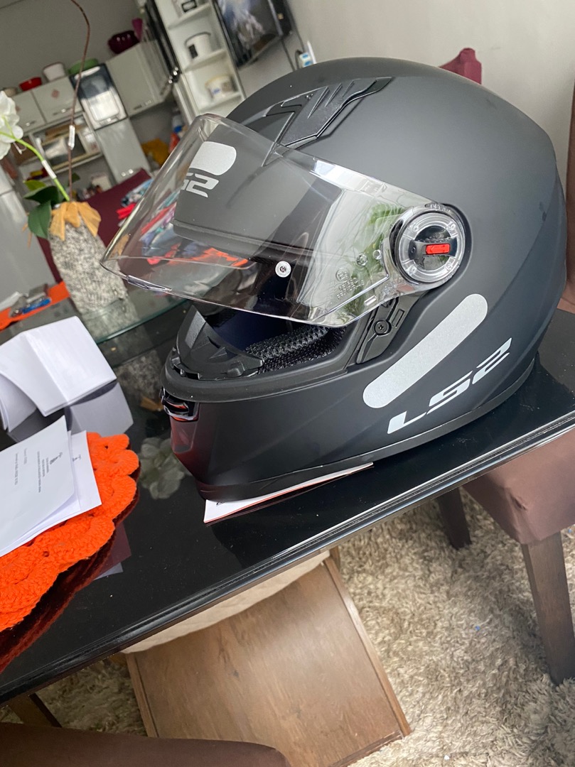 CAPACETE LS2 FF358 CLASSIC MONOCOLOR – Preto Fosco | Shopee Brasil