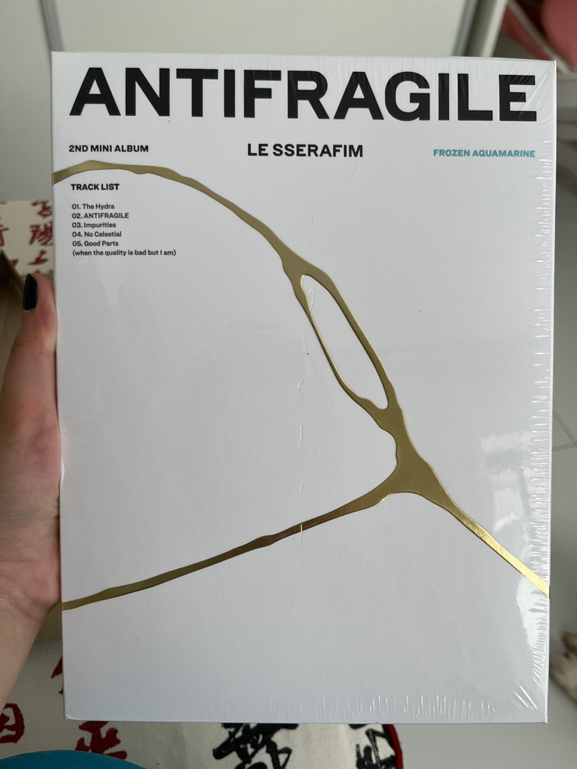 国内取り扱い店舗 LE SSERAFIM SHOPEE 購入特典トレカ ANTIFRAGILE