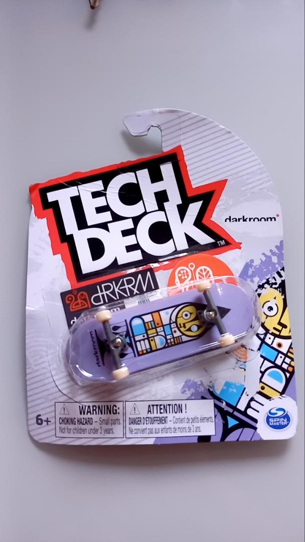 Tech Deck Fingerboard Skate de Dedo Profissional Darkroom Prisma 2890 -  Sunny | Shopee Brasil