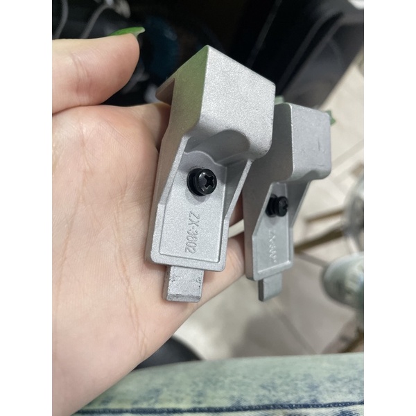 suporte do pé da Tv Philco roku Tv