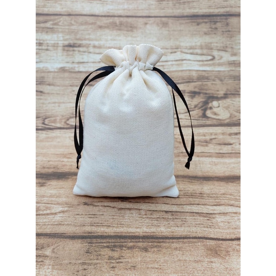 100 Saquinhos 10x15 algodão cru com fita de cetim, para joias, pratas, semijoias, bijuterias.