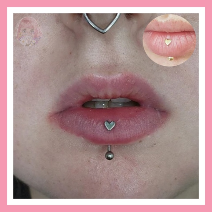 Piercing vertical labret coração curvo,sobrancelha,banana,labio,rook