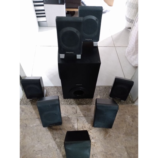 Sistema de Som Creative inspire T7700 7.1 com subwoofer