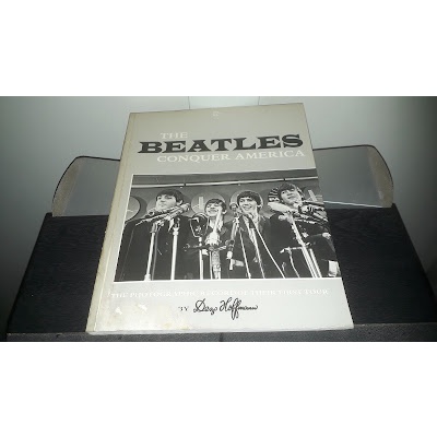 Livro The Beatles Conquer America The Photographic Record Of Their First Tour