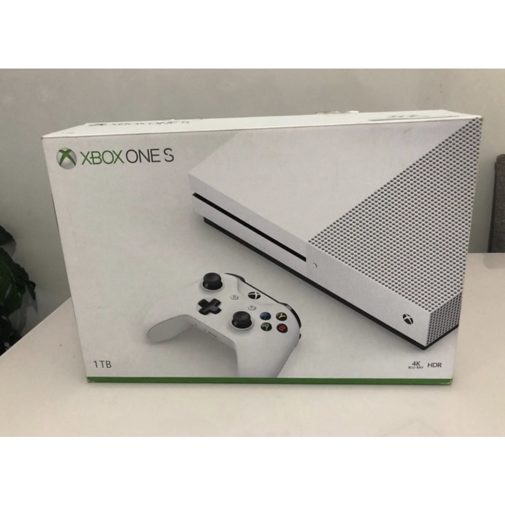 Xbox One S 1tb com 20 Jogos mais 1 mês de Game pass gratis