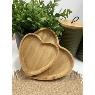 Kit pratos coração  Bandeja de bambu petisqueira