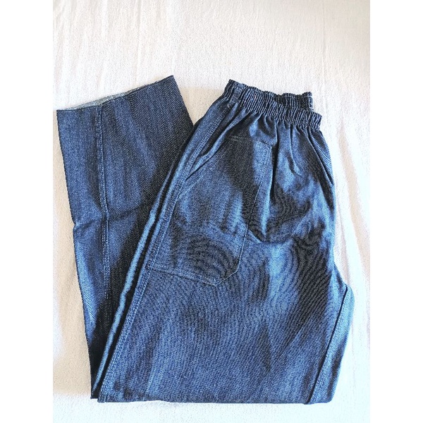 Calça Jeans com Elástico na Cintura e Cordão para Ajustar — imagem 2 de 2