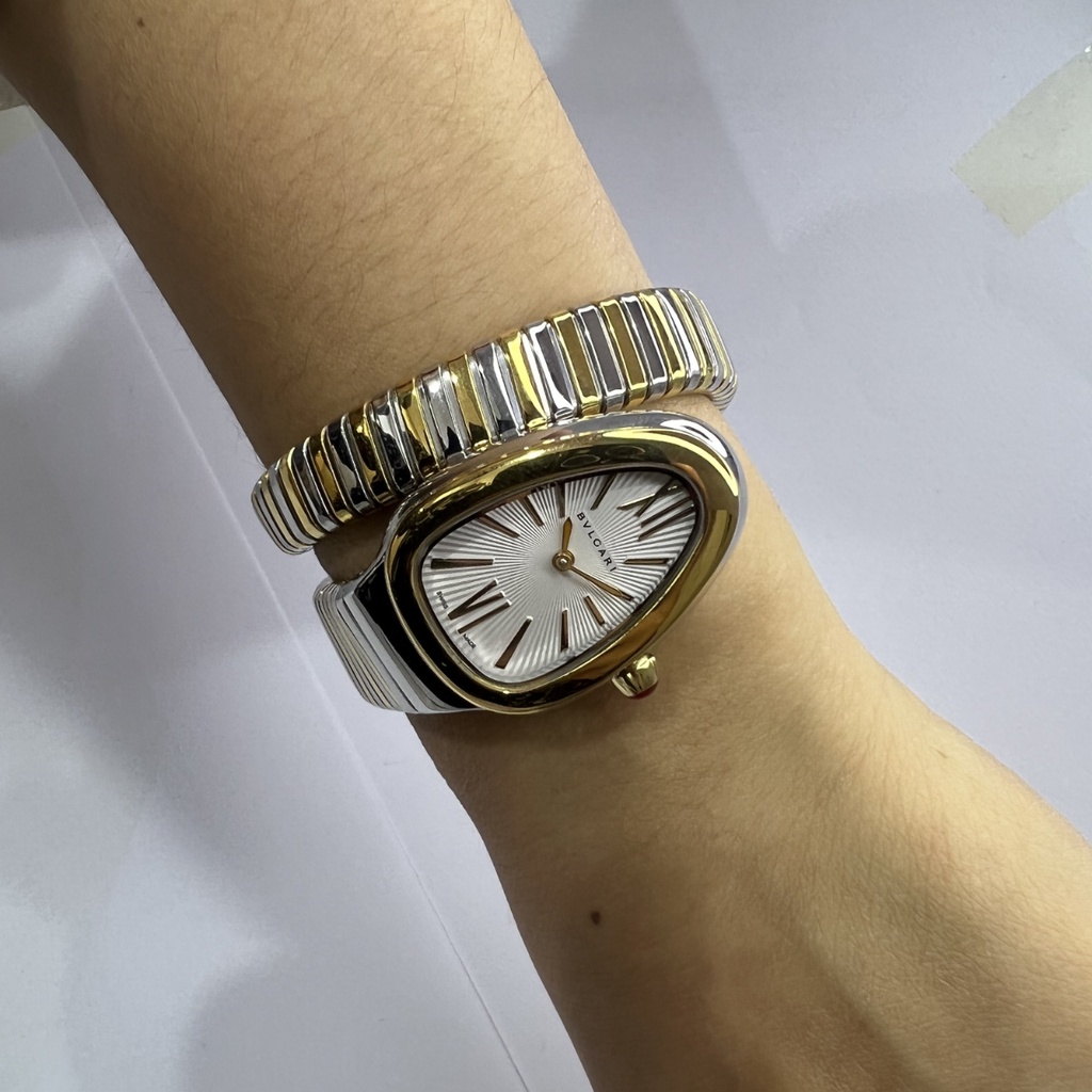Relógio Bvl Serpente Feminino Bateria Aço 44MM Safira Anti Risco 100% Funcional a prova d'agua 1 Ano de Garantia