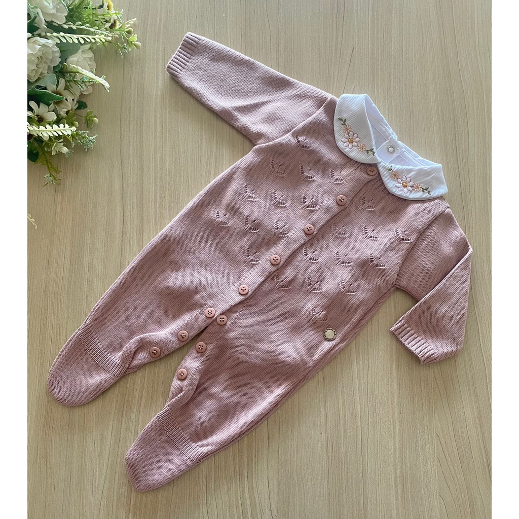Macacão margarida em tricot rosê + body com gola bordada de menina 2 peças em Oferta na Shopee
