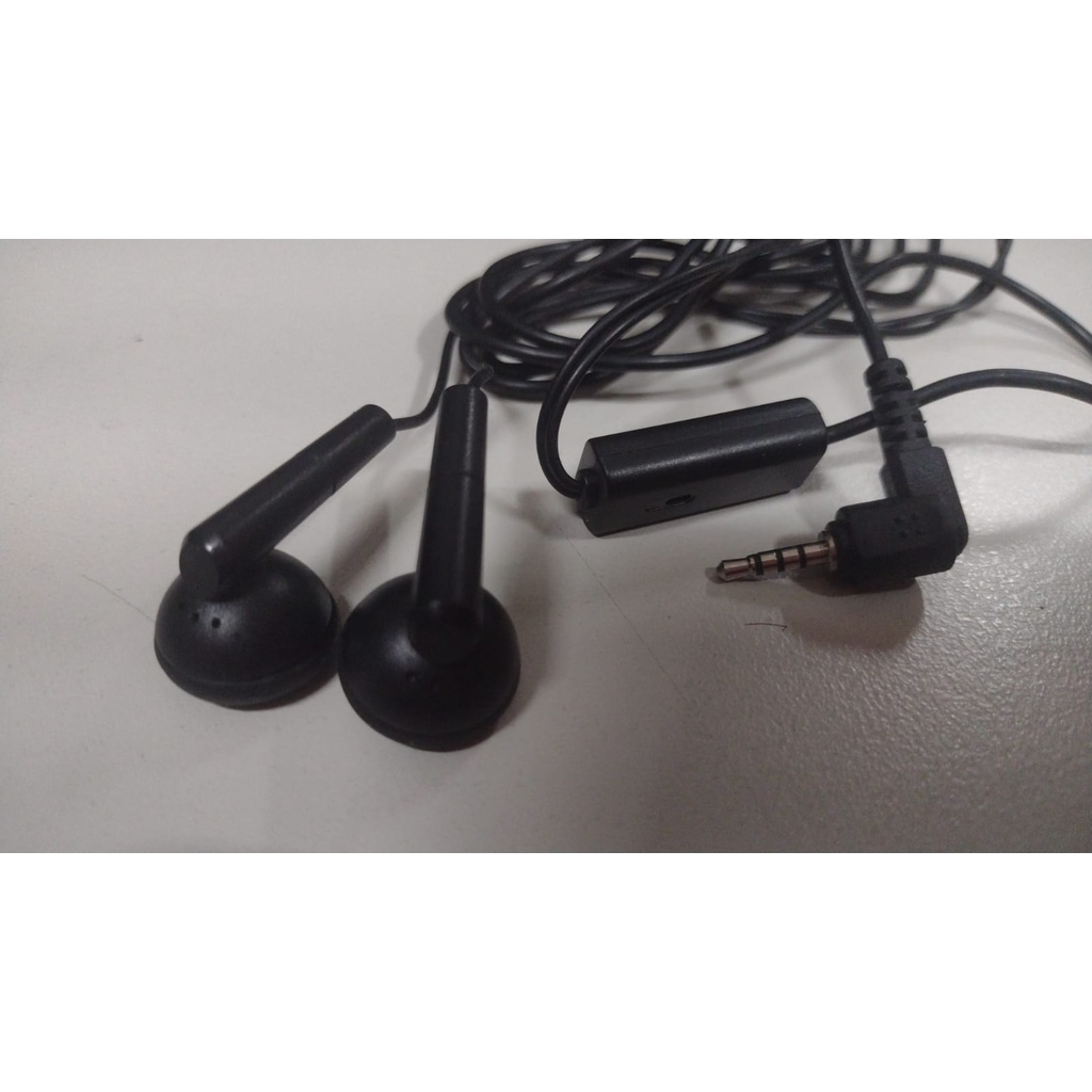 Fone de Ouvido P2 Microfone Estéreo Preto