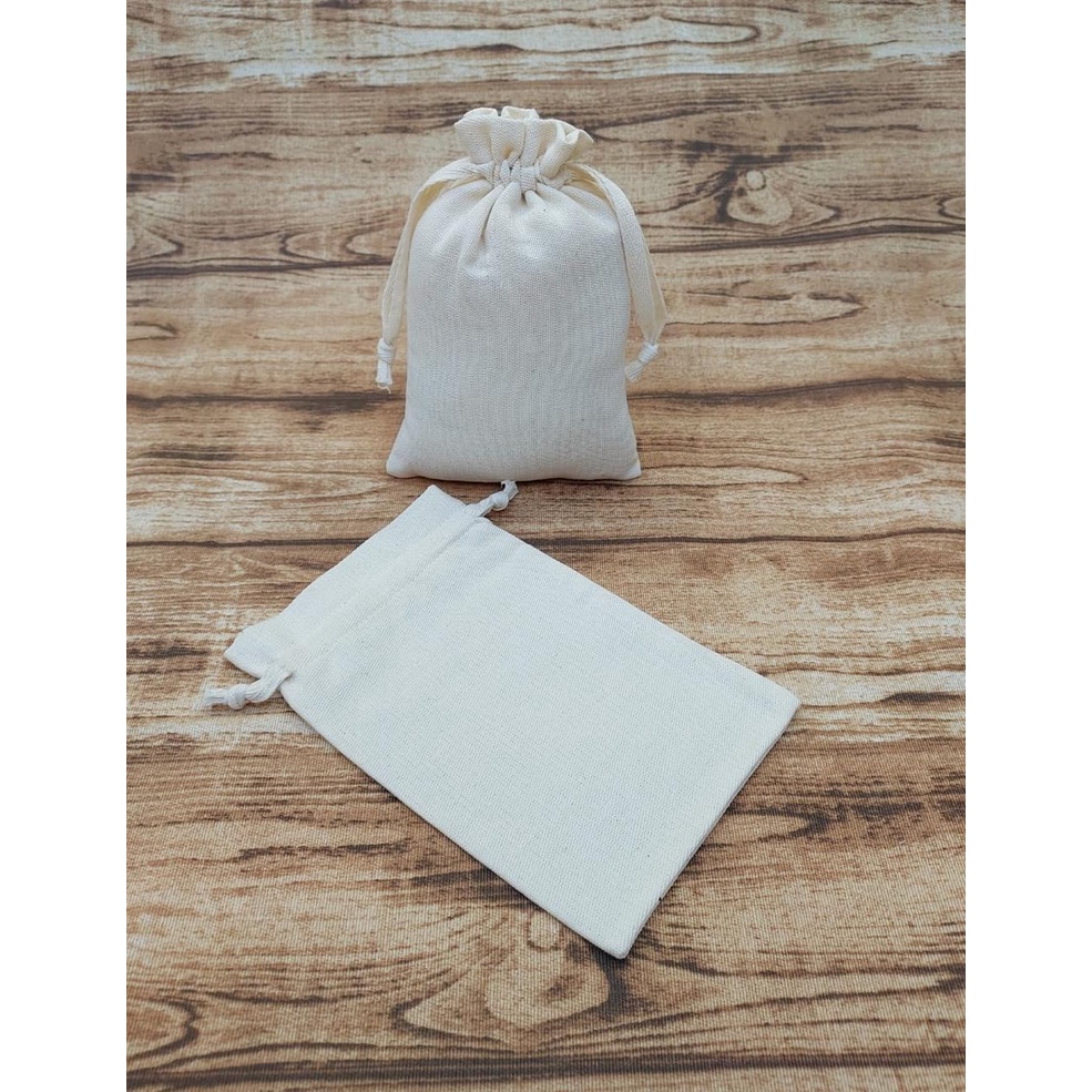 25 Saquinhos 9x12 algodão cru ecológico com fechamento duplo em cadarço para produtos naturais, artesanato e  joias.
