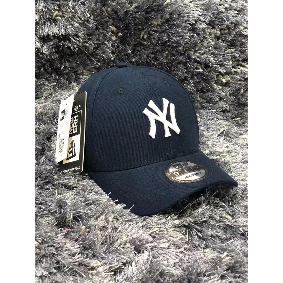 Boné New York Yankees Aba Curva Snapback